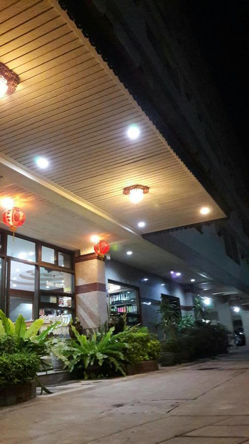 维拉苏达公寓式酒店 Ratchaburi 外观 照片